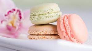Petifores vs. Macarons: Which One is Better?