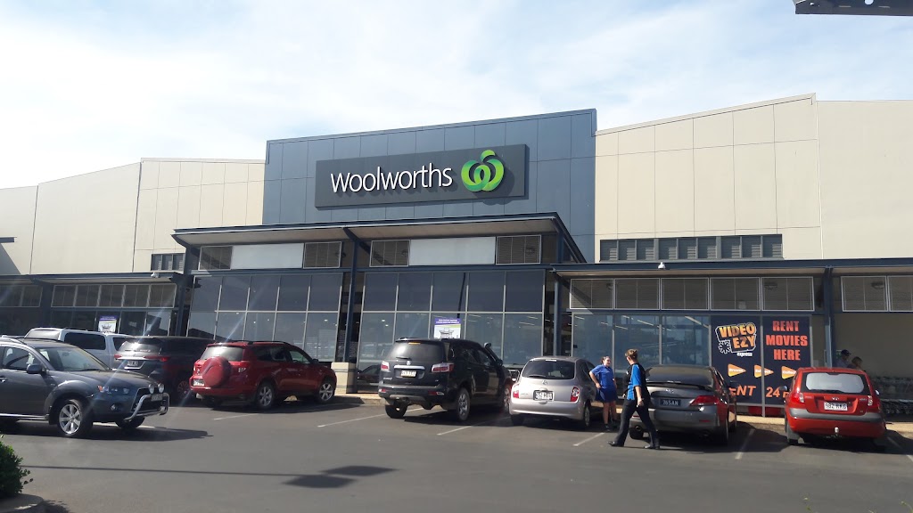 Woolworths Highfields