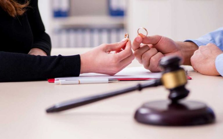 How Much Does a Divorce Lawyer Cost in Virginia? A Complete Cost Breakdown for 2024